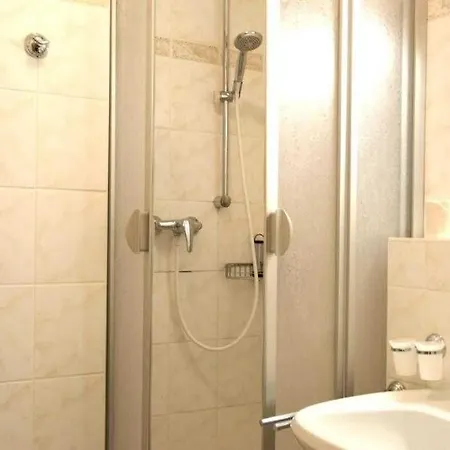 20 Residenz Seeblick Apartment